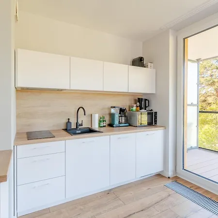 Lighthouse 3 2 Surfingbird Apartman