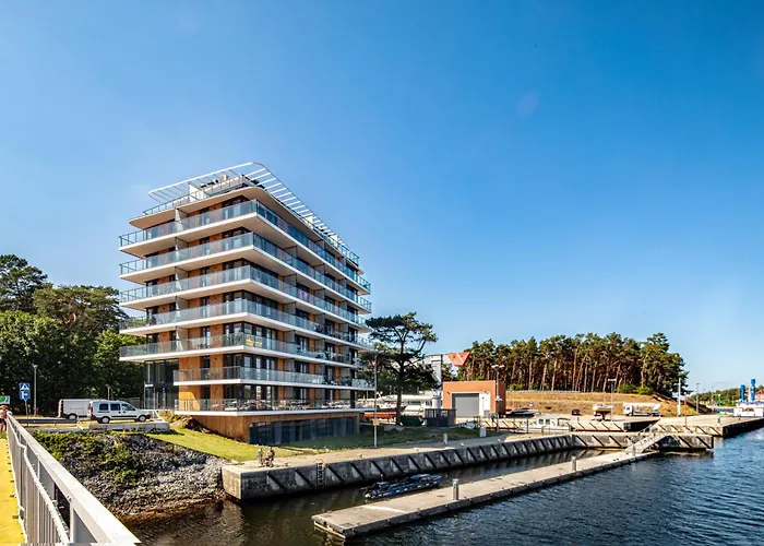 Lighthouse 3 2 Surfingbird Apartamento *