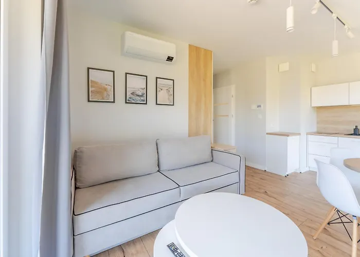 Lighthouse 3 2 Surfingbird Apartamento Mrzeżyno